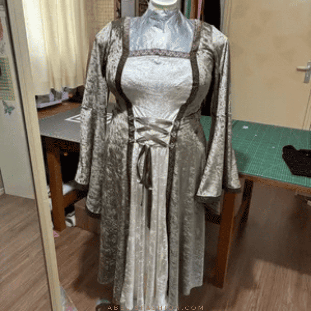 knee length dresses for ladies Sonia long dress pattern / PDF (A4, A3, A0, US Letter) main image 0
